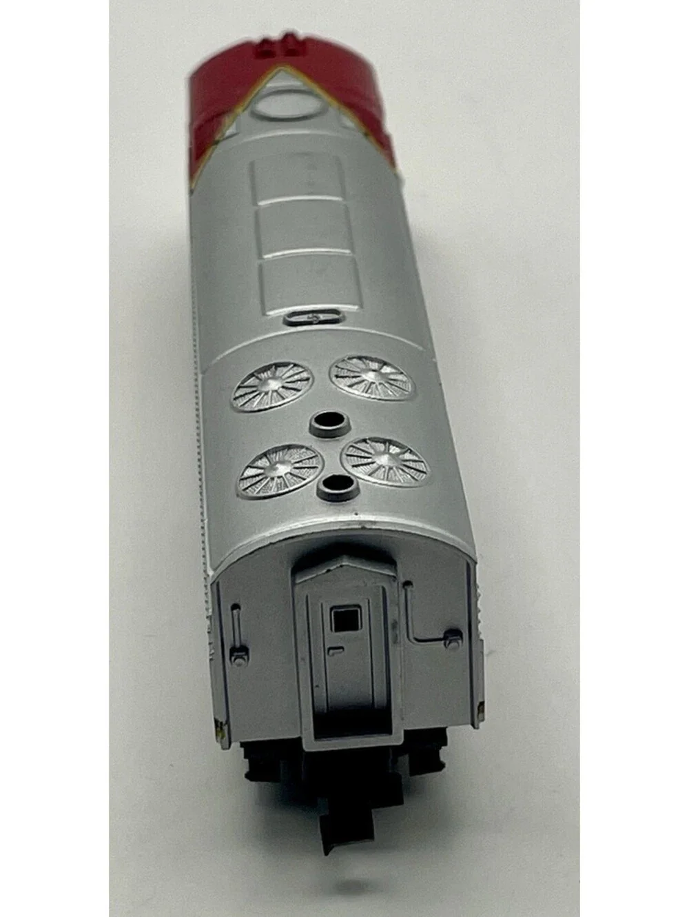 Vintage 1969 ATLAS- Fairbanks-Morse FM Diesel Locomotive Santa Fe -N Scale 2121